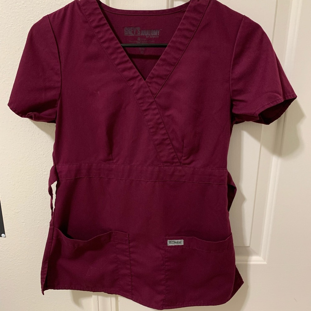 Greys anatomy scrub top